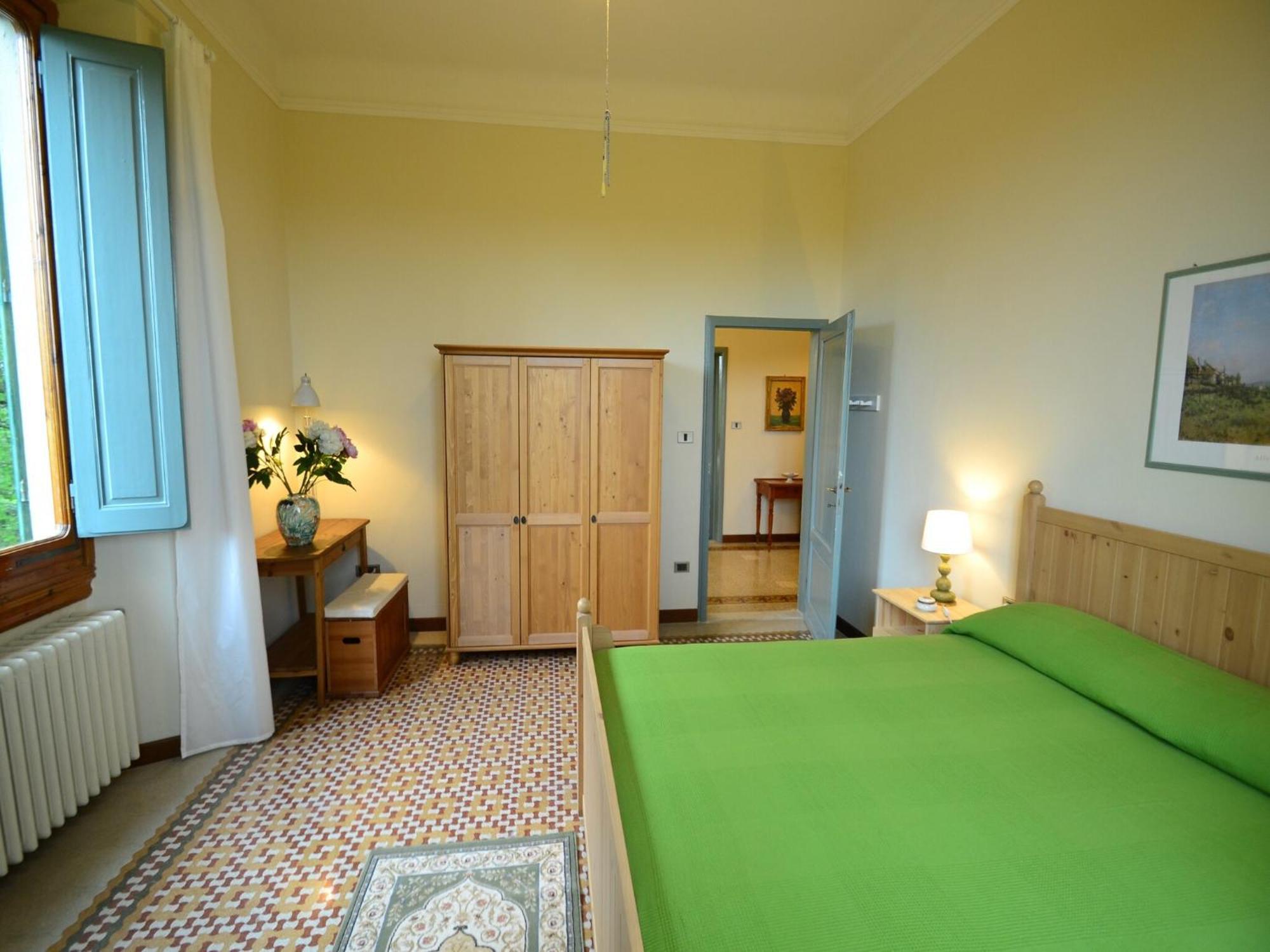 Lovely Holiday Home In Montefiridolfi With Hill View Exteriör bild