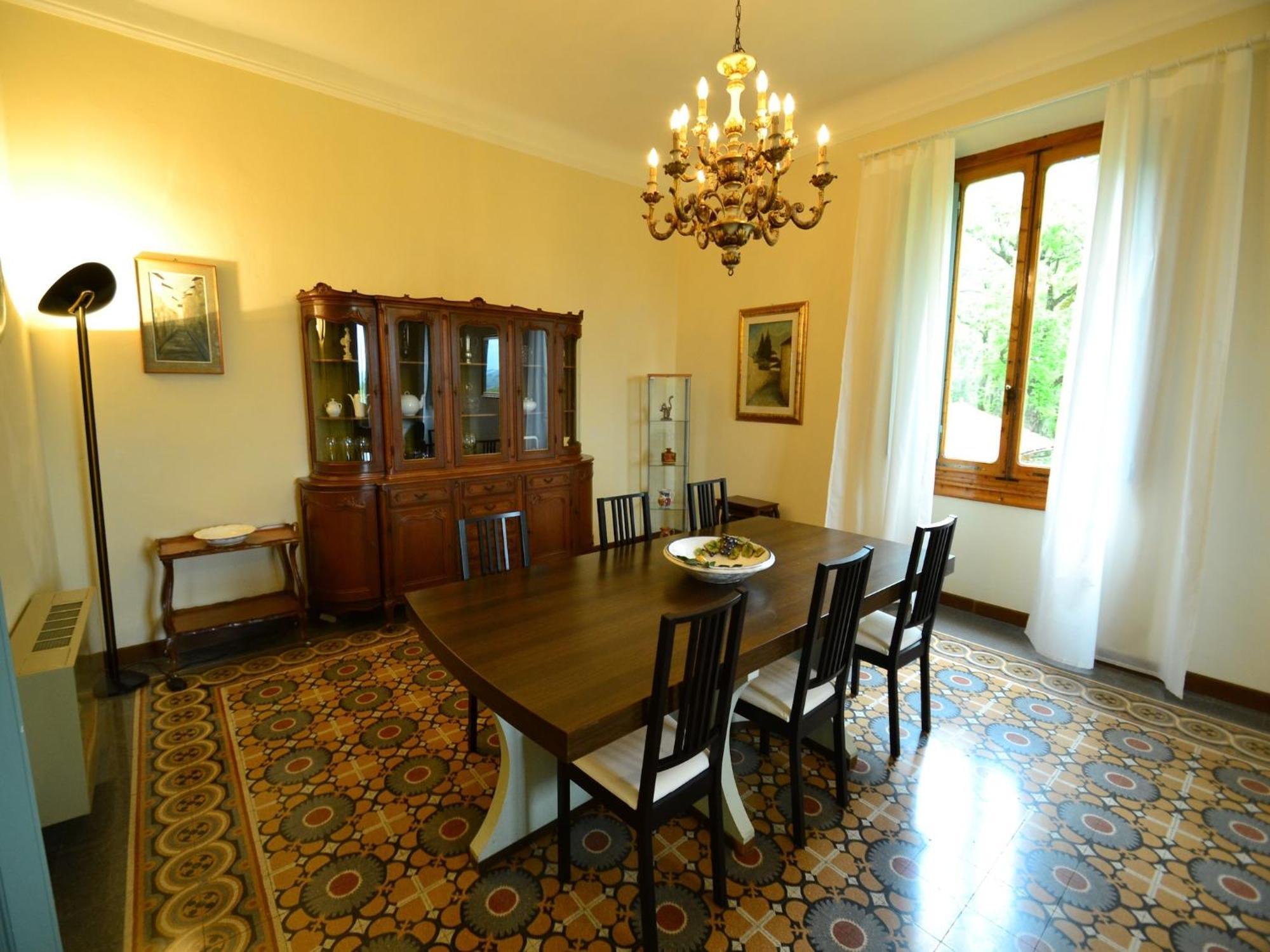 Lovely Holiday Home In Montefiridolfi With Hill View Exteriör bild