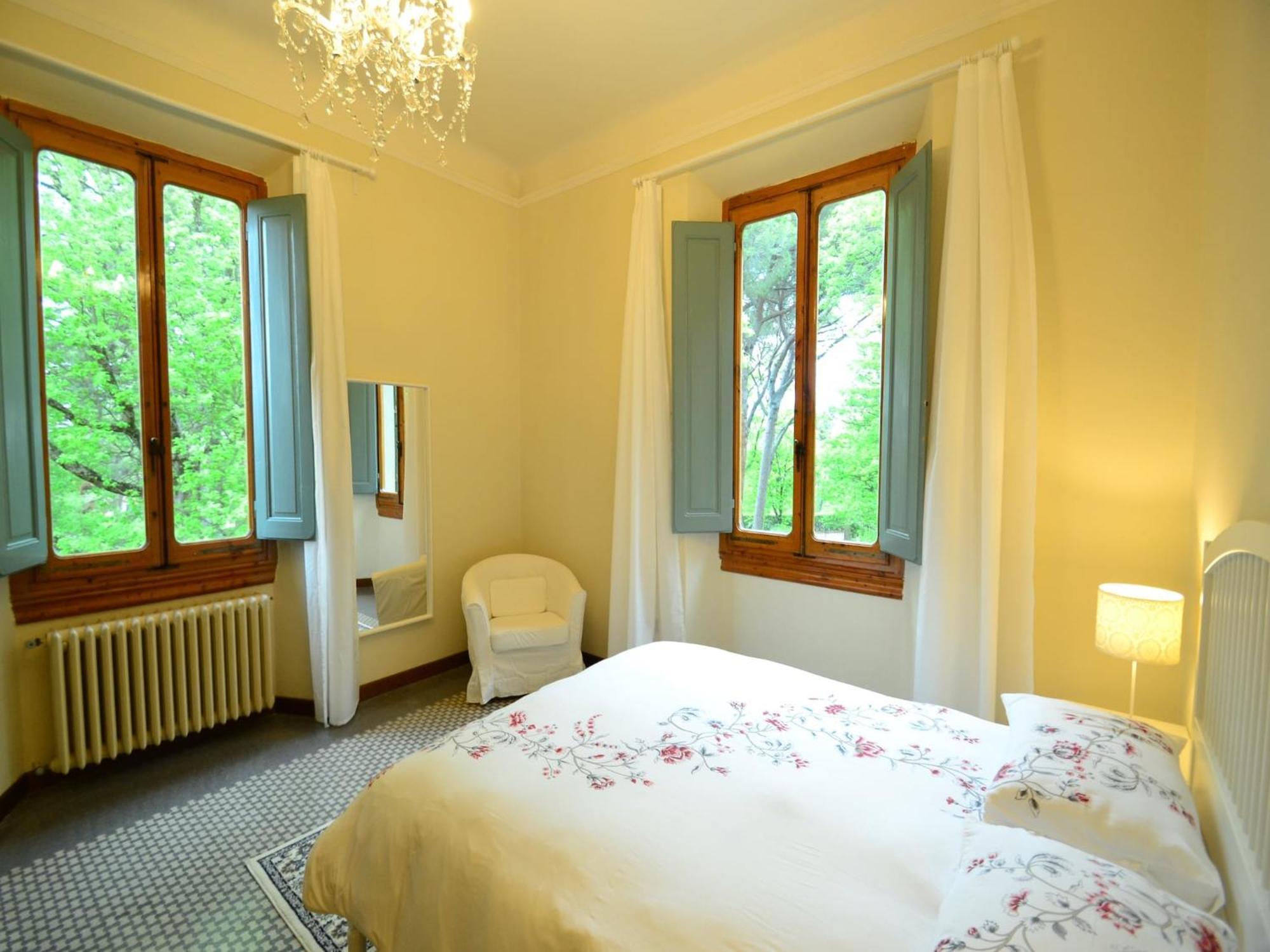 Lovely Holiday Home In Montefiridolfi With Hill View Exteriör bild